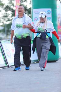 BIB: 
                            <button type="button" onclick="openModal(3656124)" class="btn btn-primary btn-sm float-right btn-popup" data-toggle="modal" data-target=".modal-high-quality">
                        <i class="fas fa-shopping-cart"></i> Add to Cart
                    </button>
                                            <button type="button" onclick="isThisMe(3656124, true)" class="btn btn-success btn-sm float-right btn-popup btn-isme hidden" data-toggle="tooltip" data-placement="bottom" title="นี่คือรูปของคุณใช่ไหม คลิกที่นี่เพื่อเอาเข้าอัลบั้ม">
                        <i class="fas fa-plus"></i> Add to album
                    </button>
                    <button type="button" onclick="isThisMe(3656124, false)" class="btn btn-warning btn-sm float-right btn-popup btn-isnotme hidden">
                        <i class="fas fa-ban"></i> Remove from album
                    </button>